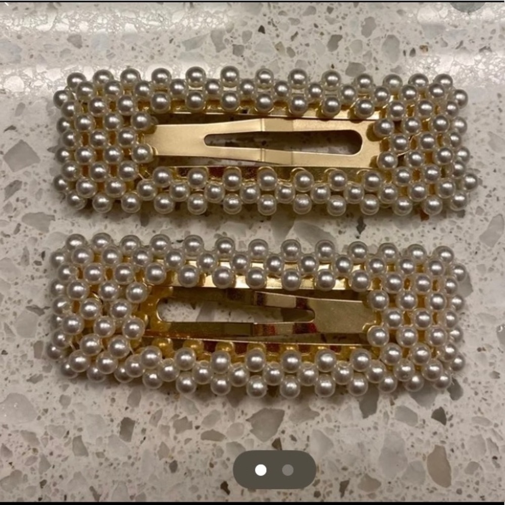 Free people hair clips